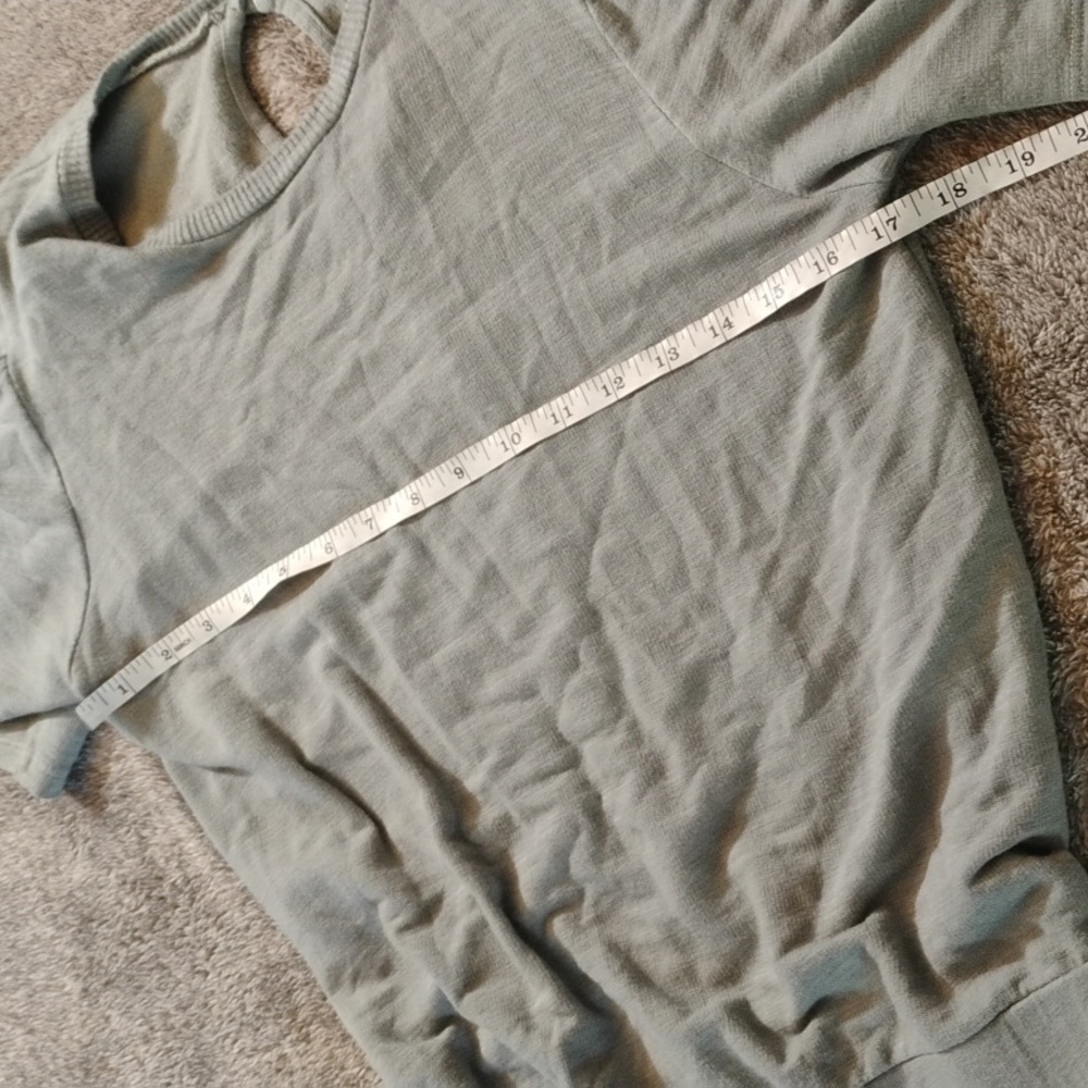 Monrow Supersoft Puff Sleeve Jumpsuit - Picture 3 of 8